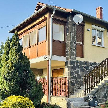 Panoráma Apartmanház Sárvár Kültér fotó